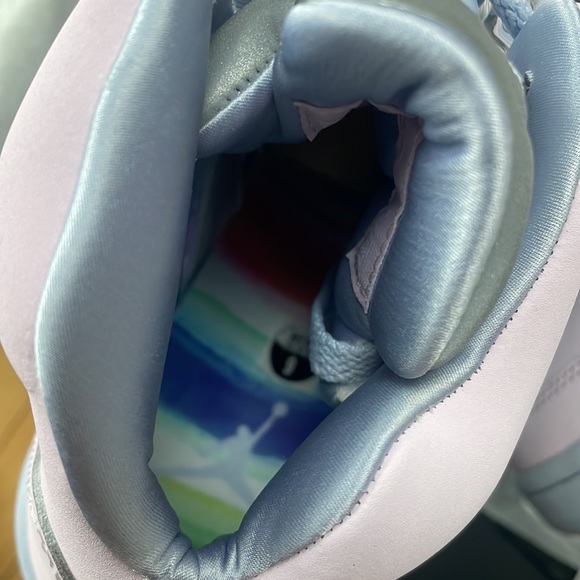 - AUTHENTIC RARE  MENS JORDAN RETRO 5  - PINK/PURPLE SNEAKERS *NIB* SIZE 9 - Picture 9 of 17